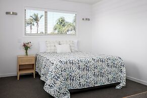 Ocean Beach Motor Lodge
