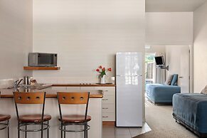 Ocean Beach Motor Lodge