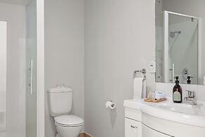 Ocean Beach Motor Lodge