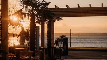 Brisbane House Hotel