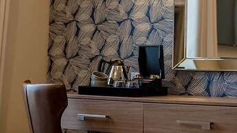 Brisbane House Hotel