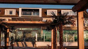 Brisbane House Hotel