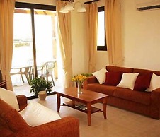 Aura Holiday Villas