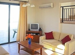 Aura Holiday Villas