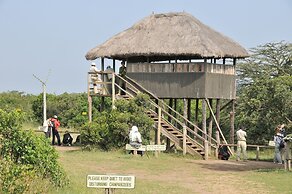 Sweetwaters Serena Camp