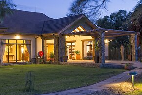 Sweetwaters Serena Camp