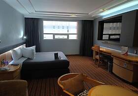 Suites Inn La Muralla Metepec