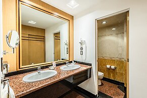 Suites Inn La Muralla Metepec