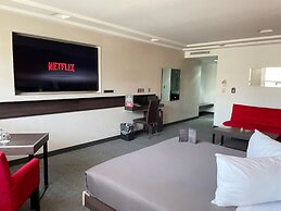 Suites Inn La Muralla Metepec