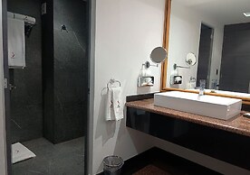 Suites Inn La Muralla Metepec