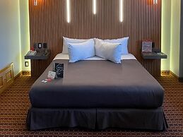 Suites Inn La Muralla Metepec