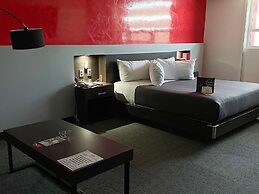 Suites Inn La Muralla Metepec