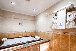 Suites Inn La Muralla Metepec