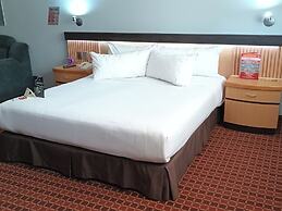 Suites Inn La Muralla Metepec