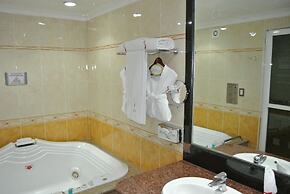 Suites Inn La Muralla Metepec