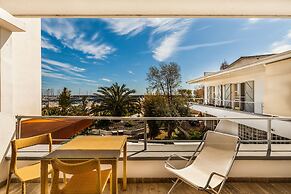 Hibiscus Hotel Residence