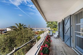 Hibiscus Hotel Residence