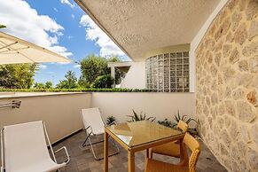 Hibiscus Hotel Residence