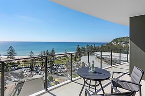 Ambience on Burleigh Beach