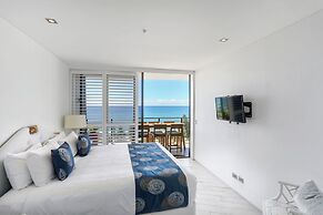 Ambience on Burleigh Beach