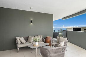 Ambience on Burleigh Beach
