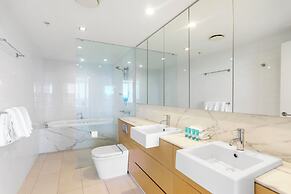 Ambience on Burleigh Beach