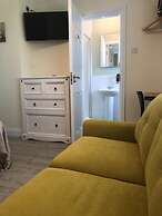 Amber Heights Guesthouse