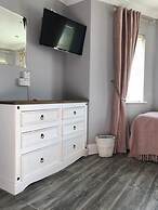 Amber Heights Guesthouse