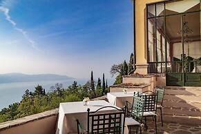 Boutique Hotel Villa Sostaga