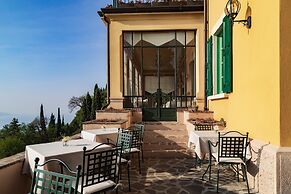 Boutique Hotel Villa Sostaga