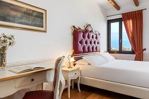 Boutique Hotel Villa Sostaga