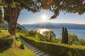 Boutique Hotel Villa Sostaga