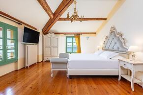 Boutique Hotel Villa Sostaga