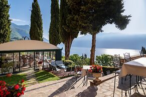 Boutique Hotel Villa Sostaga