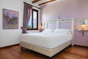 Boutique Hotel Villa Sostaga