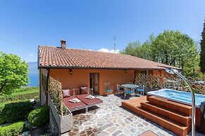 Boutique Hotel Villa Sostaga
