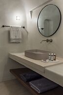 Art Maisons Oia Castle