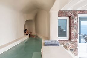 Art Maisons Oia Castle