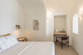 Art Maisons Oia Castle