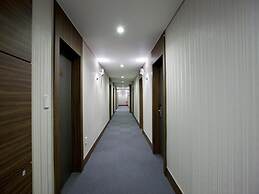 Central Tourist Hotel