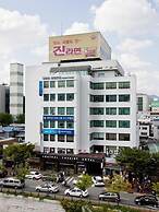 Central Tourist Hotel