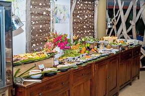 Castello Beach Hotel