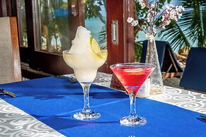 Castello Beach Hotel