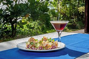 Castello Beach Hotel