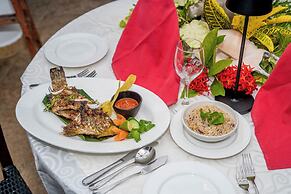 Castello Beach Hotel