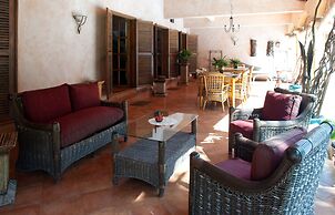 Castello Beach Hotel