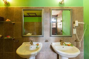 Castello Beach Hotel