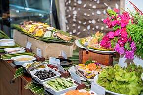 Castello Beach Hotel