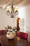 Arte & Mare Elia Luxury Suites & Idolio Vllas