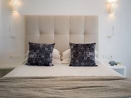 Arte & Mare Elia Luxury Suites & Idolio Vllas